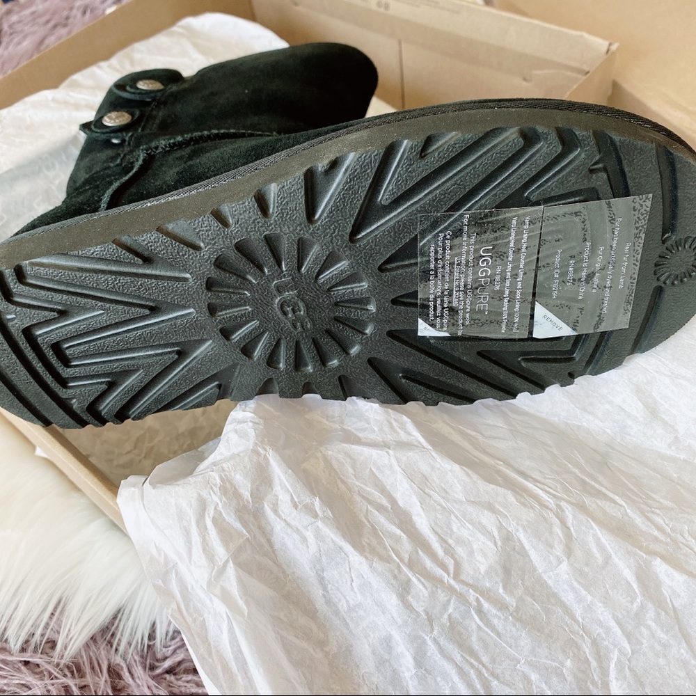 UGG Marciela II Water Resistant Boot - Picture 4 of 8